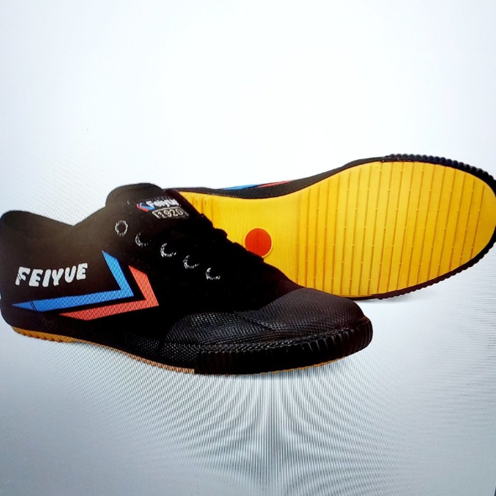 New Men's size 10.5 Black Feiyue Gym Shoes